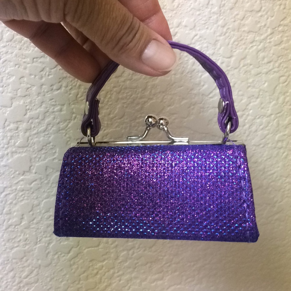 Purse - Picture 3 of 3